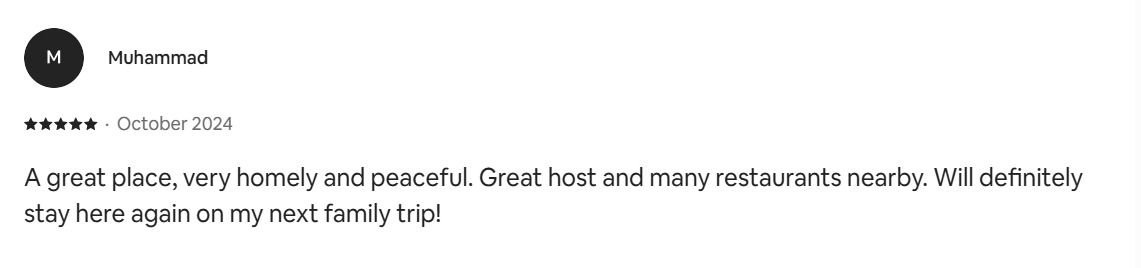 Airbnb review screenshot praising the stay experience